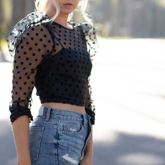 Zara Tops - ZARA CROPPED POLKADOT DETAIL TOP - SIZE MEDIUM.